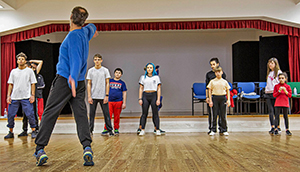 Teatro per Ragazzi Palestradellattore.it Spadola Biomeccanica Teatrale Corr 100Kb